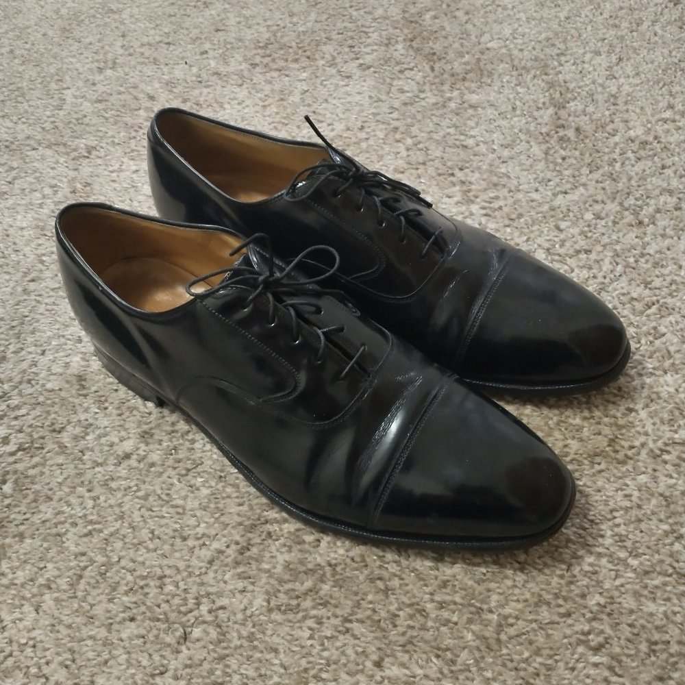 VTG Johnston & Murphy Men's Size 11 C, Black Leather Cap Toe Dress Shoes